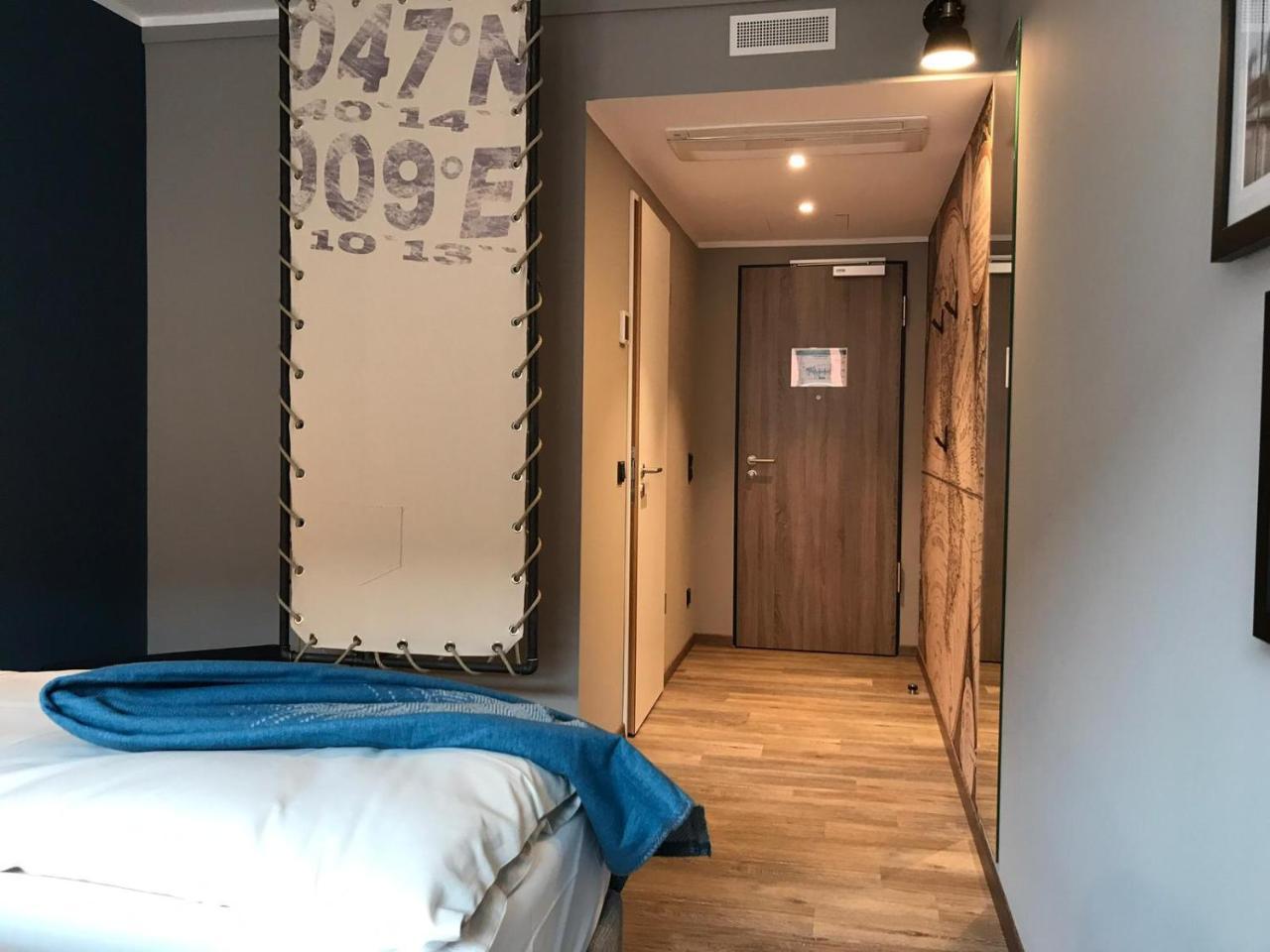 Harbr. Hotel