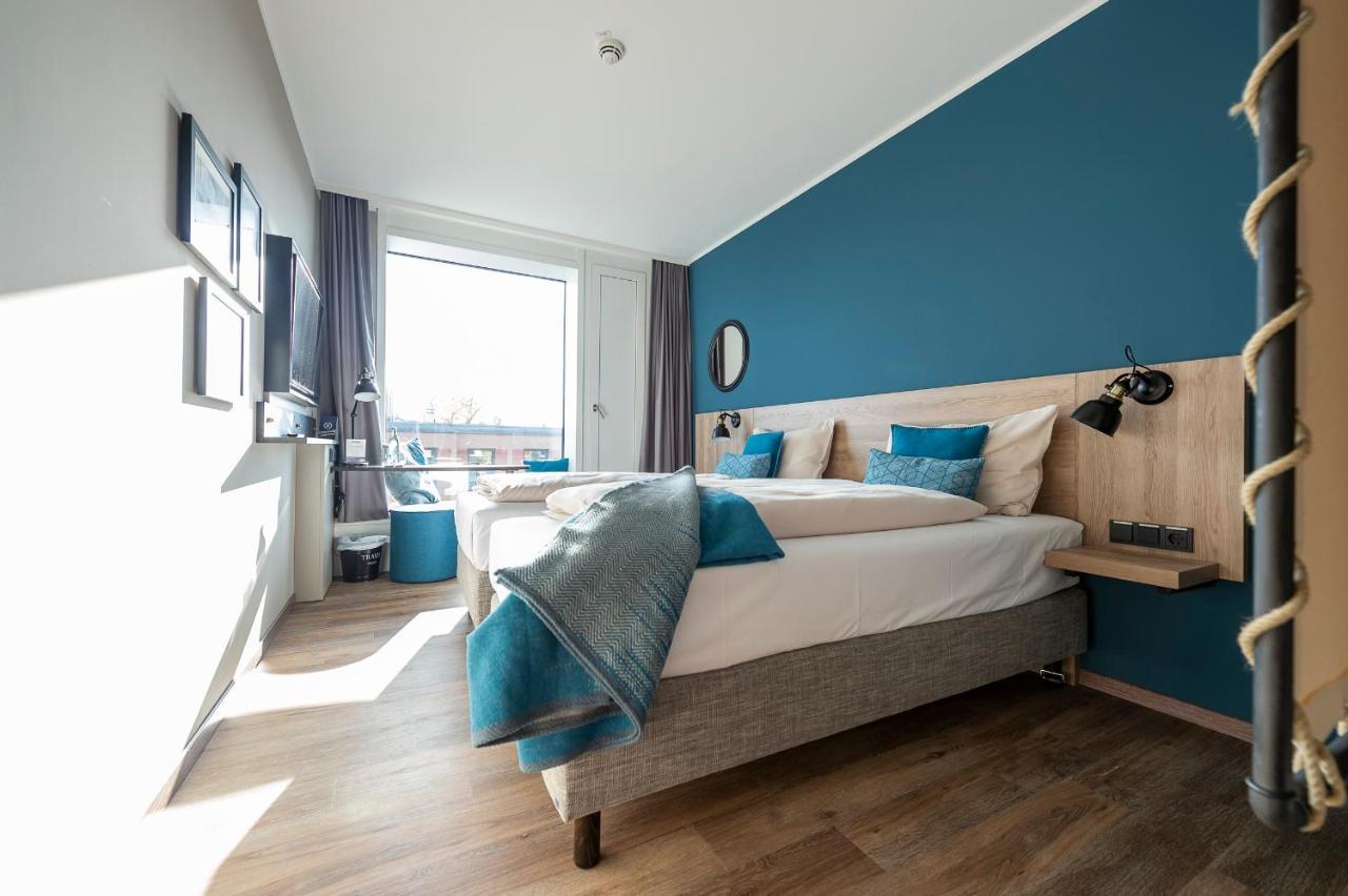 Hotel Harbr. 3*
